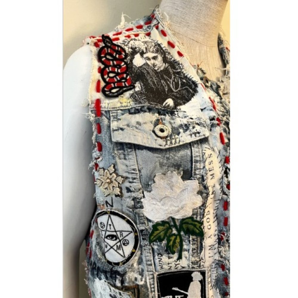 DREAM & DESTROY CUSTOM PATCH DENIM VEST - Picture 5 of 16